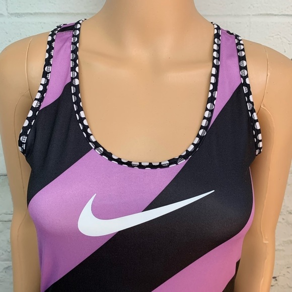 Nike tank - Picture 2 of 5